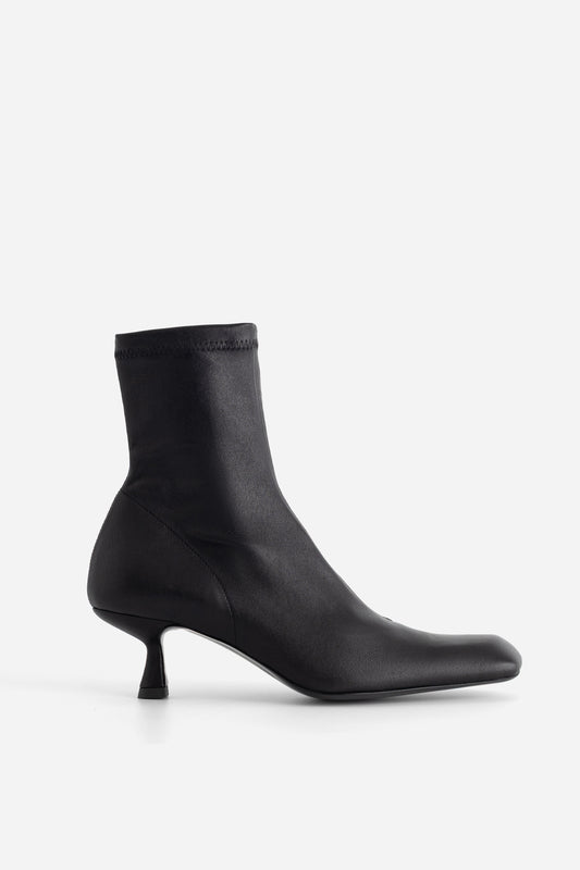GEE Black Ankle Boots /5 cm/ KACHOROVSKA