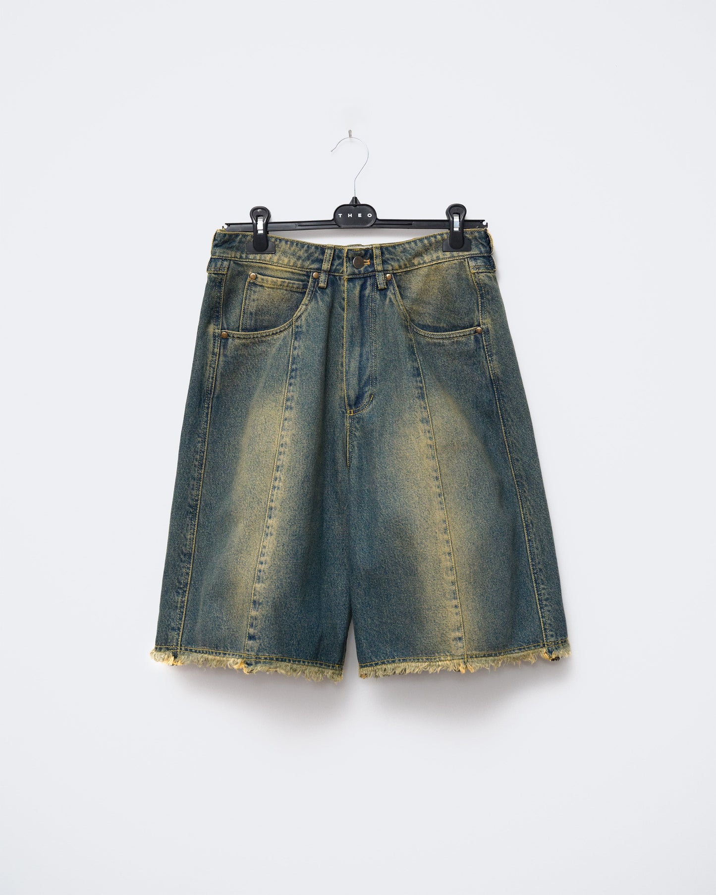 FADED BERMUDA BAGGY SHORTS THEO