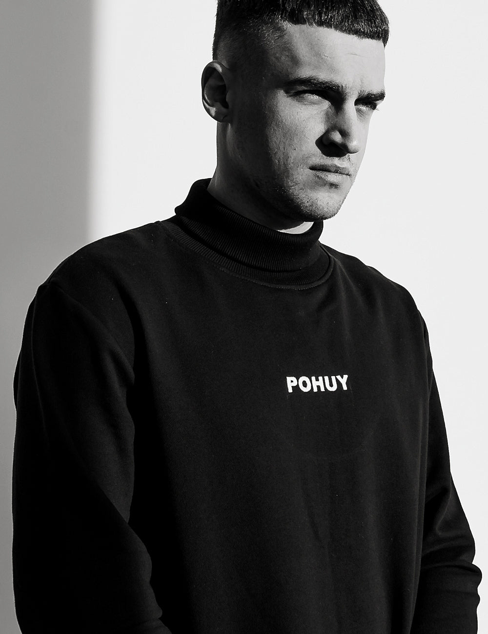 Sweatshirt black minimal POHUY