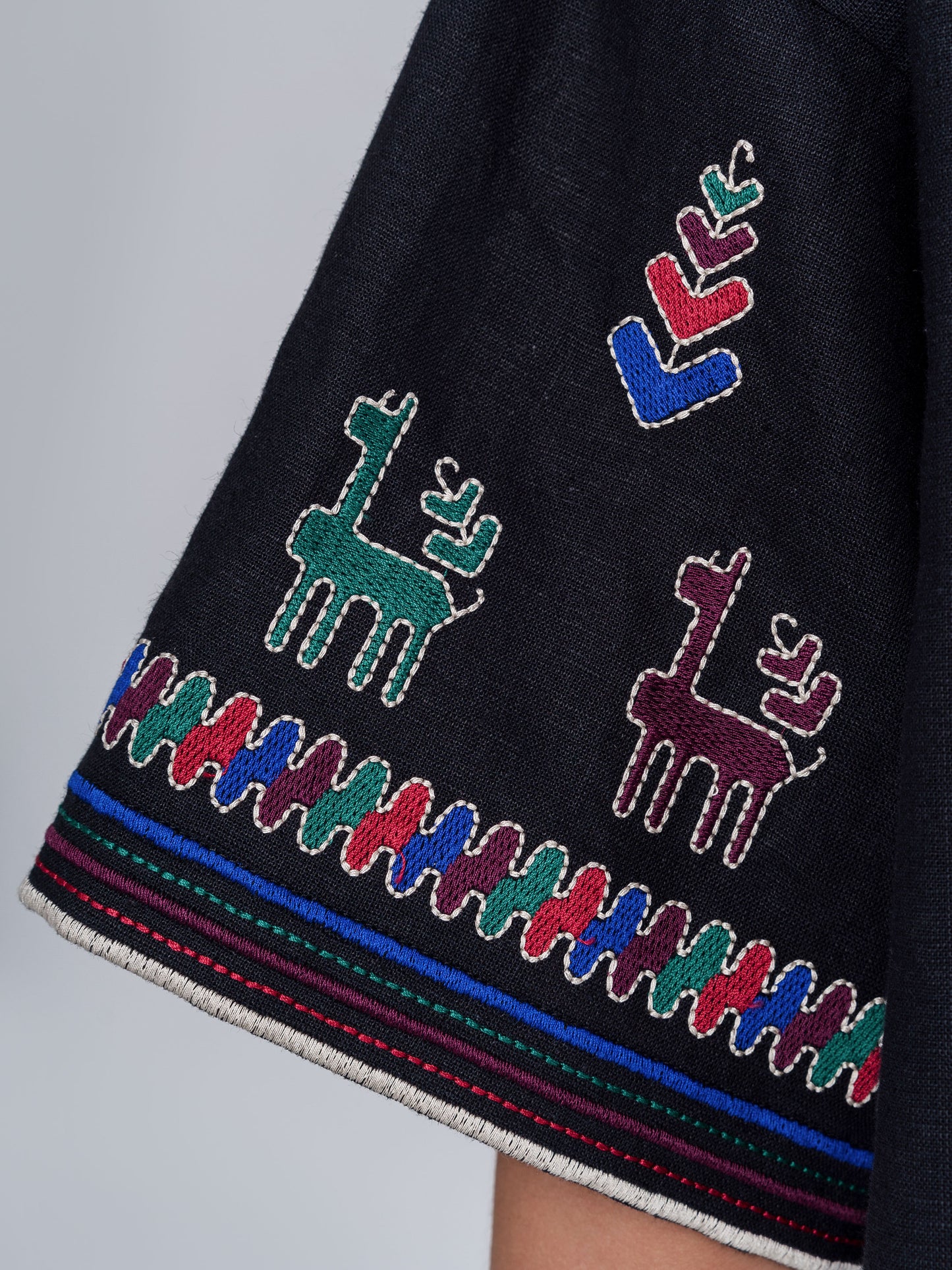 Linen shirt with short sleeves and embroidery Konyk dark ETNODIM
