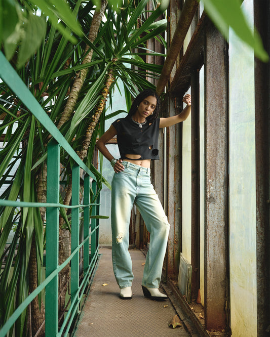 CROPPED CUTOUT TANK TOP THEO