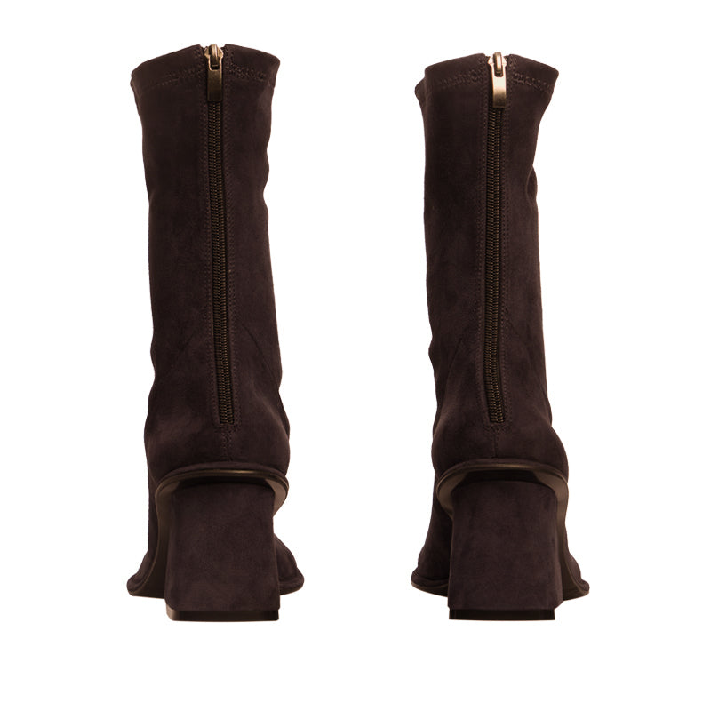 Anatomically shaped Valerie ankle boots LOOKIE ATELIER
