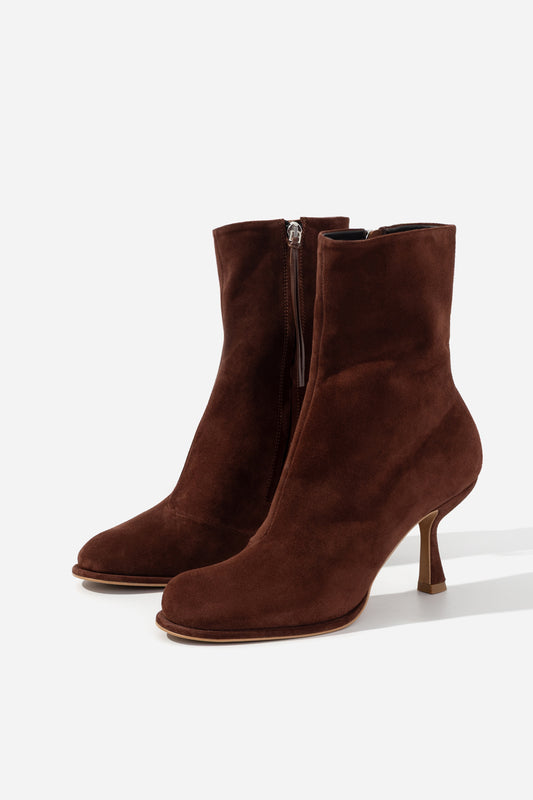BLANCA dark brown suede ankle boots, pair of boots with zipper detail on the side