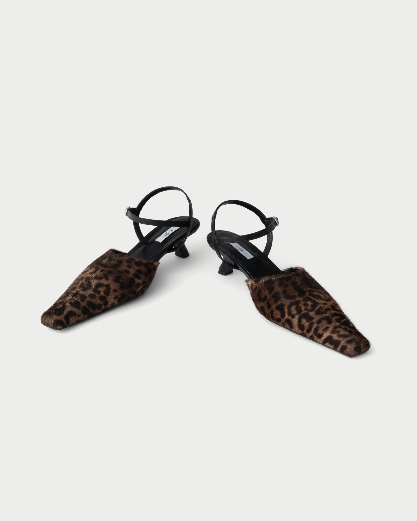 Savara Slingbacks Leo HVOYA