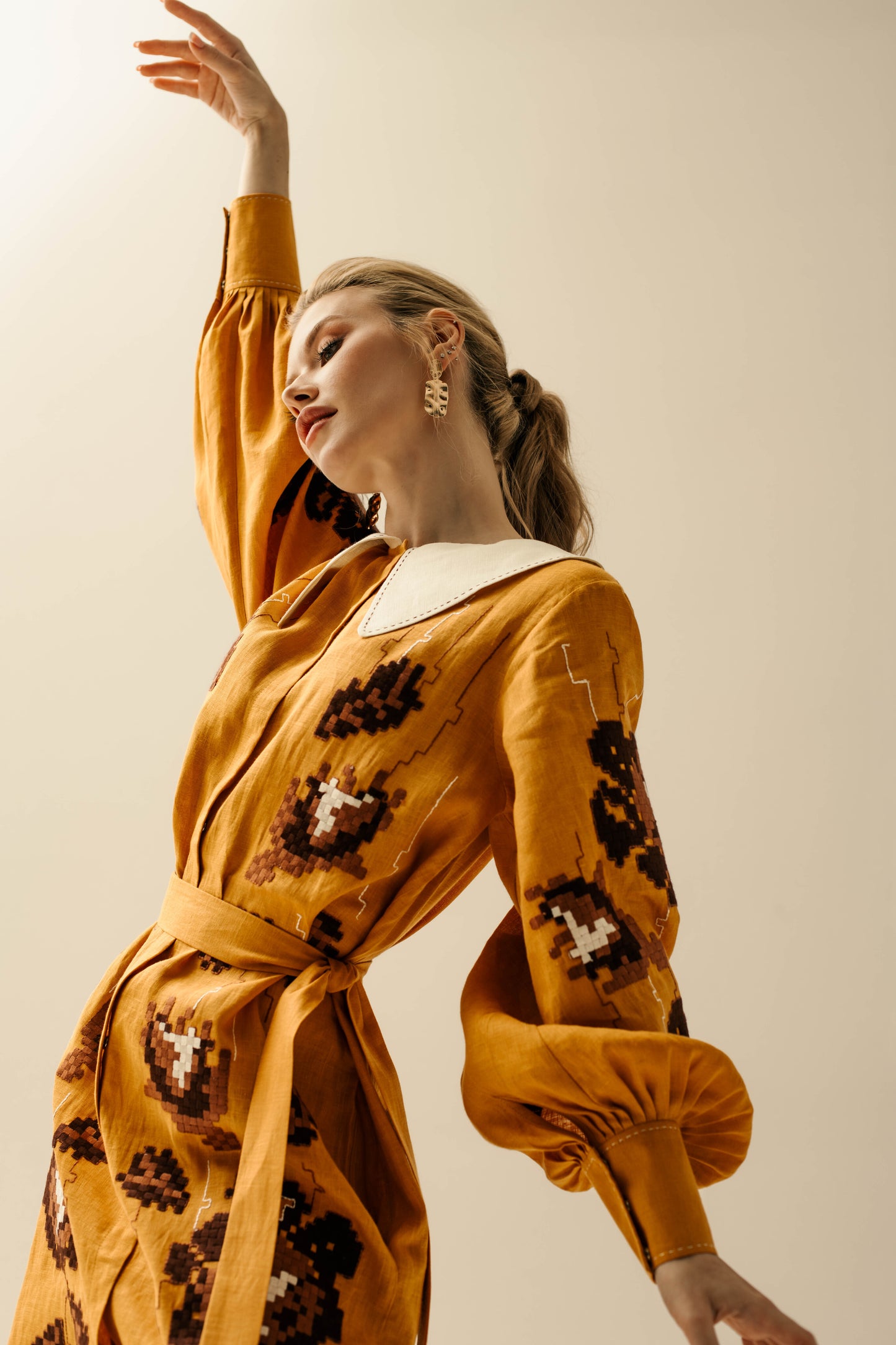 Adele Mustard Dress with a collar FOBERINI