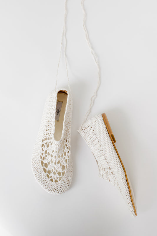 Merezhyvni Ballerinas Milk HVOYA