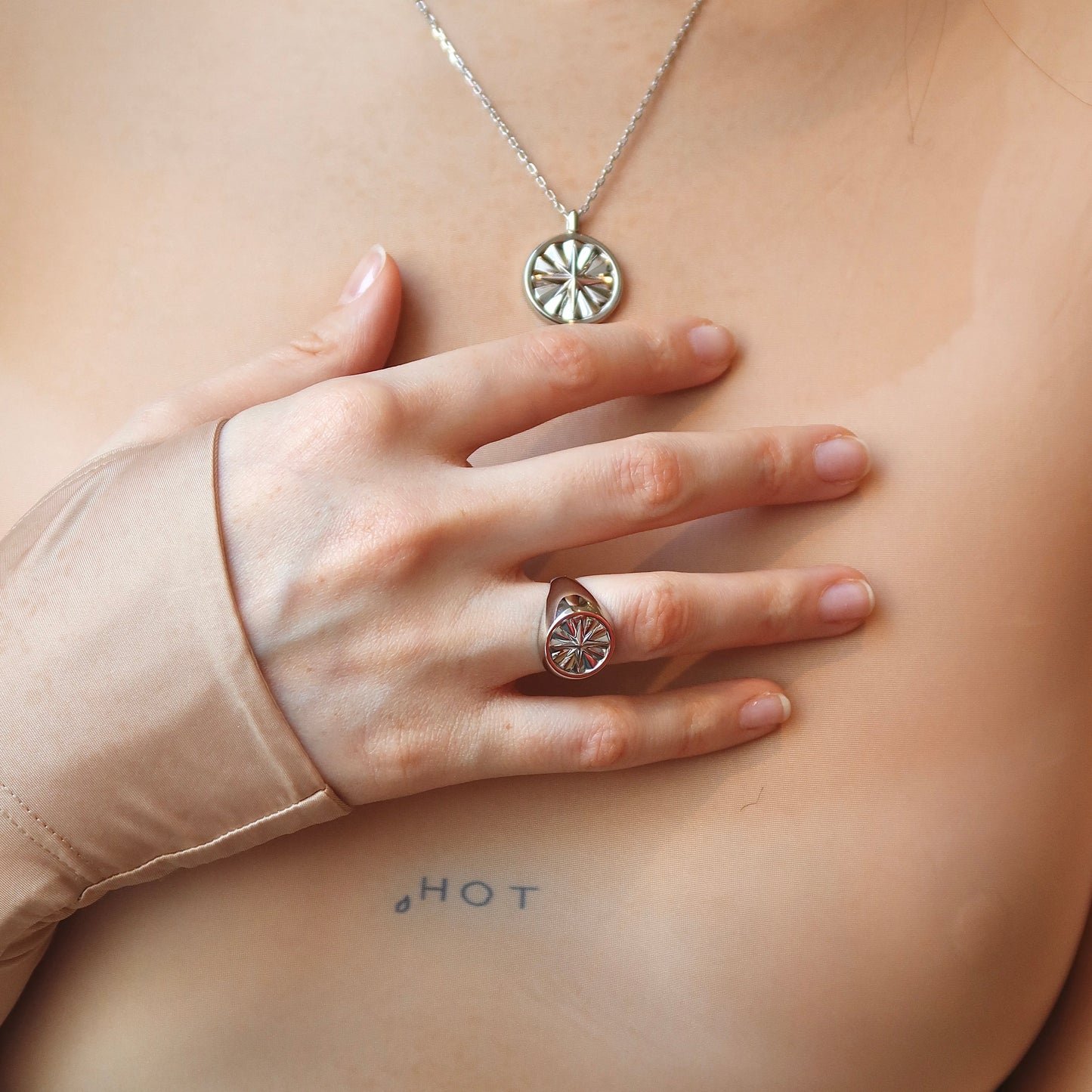 Totem Signet Ring Silver POCHÉ