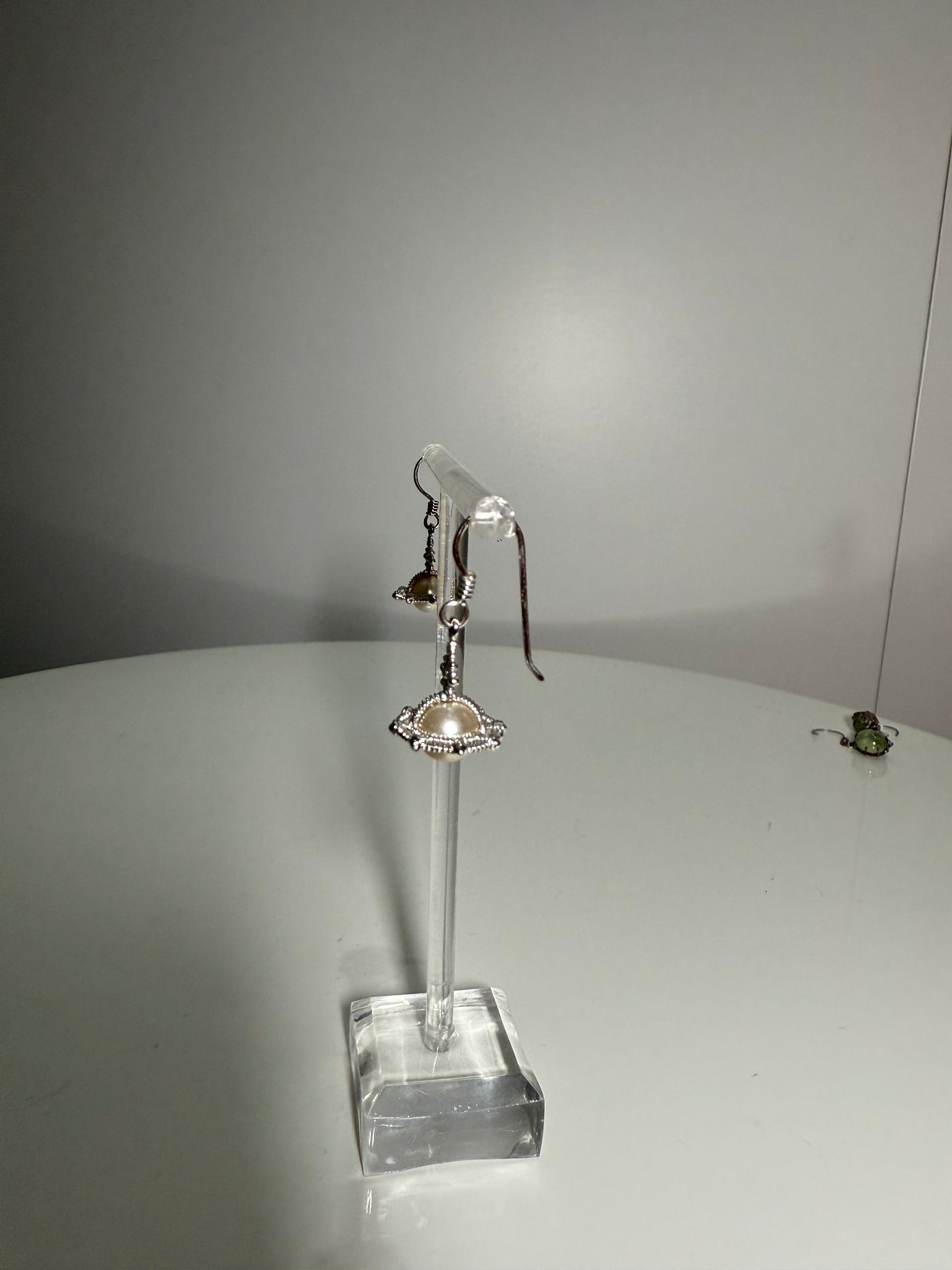 Pearl Saturn Drop Earrings Silver VIVIENNE WESTWOOD (Pre-Owned)