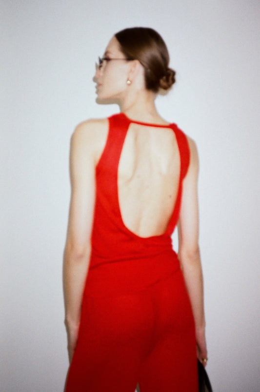 KNITTED TANK TOP WITH OPEN BACK KATERINA KVIT