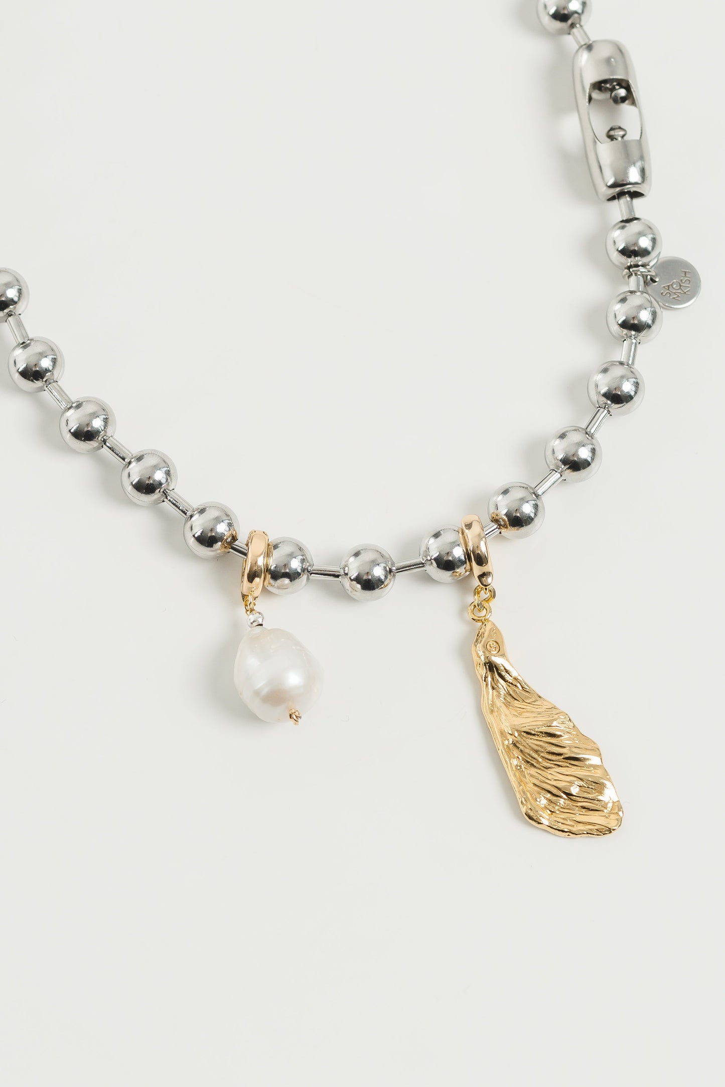 ELEONORA GOLD necklace with baroque pearl and pendant SAMOKISH