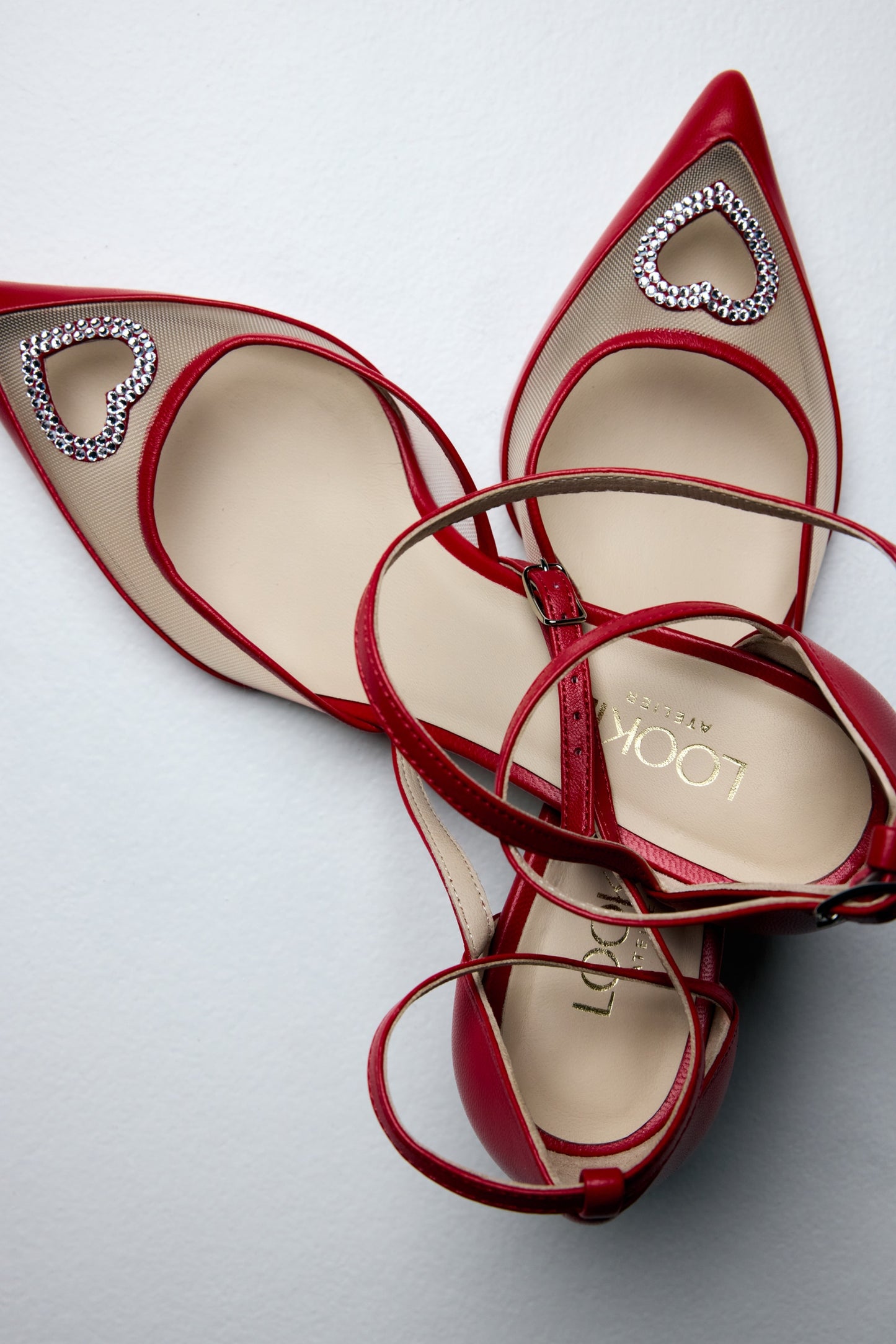 Luv red sandals with a heart-shaped cutout LOOKIE ATELIER