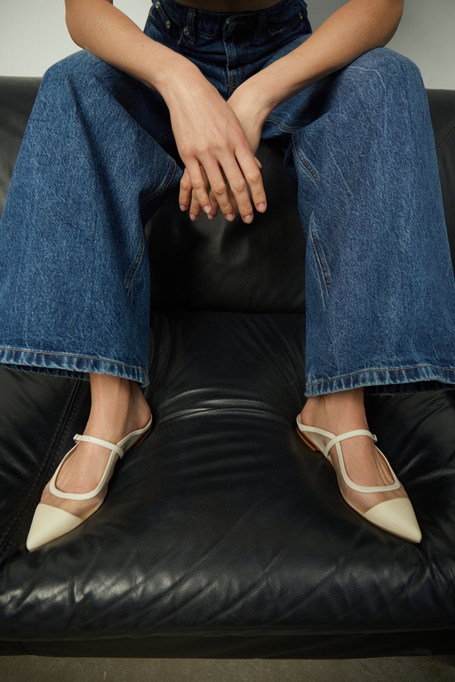 Noa flats milky mesh mules LOOKIE ATELIER