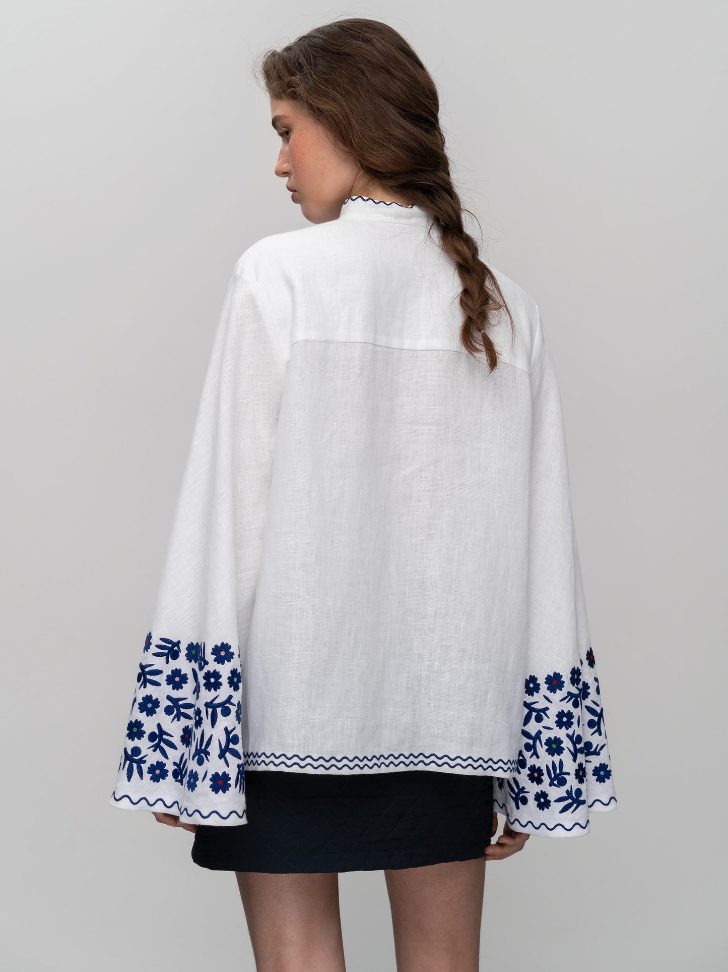 Linen blouse with wide sleeves and embroidery Teren Syniy ETNODIM