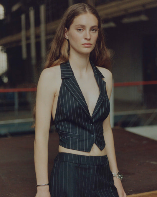 Vest with an open back NOVITSKA