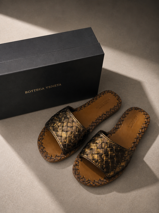 Intrecciato Leather Slides Brown BOTTEGA VENETA (Pre-Owned)