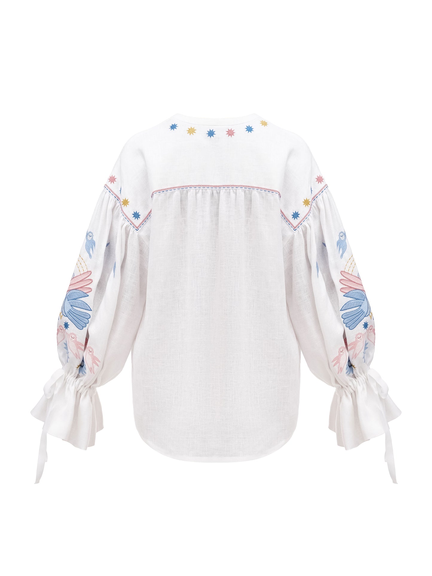 White embroidered shirt with abundant embroidery Naive ETNODIM