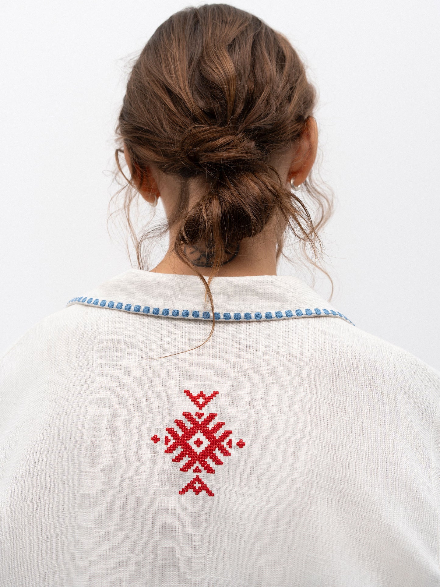 Vyshyvanka based on Olga Kosach's ornaments Pchilka ETNODIM
