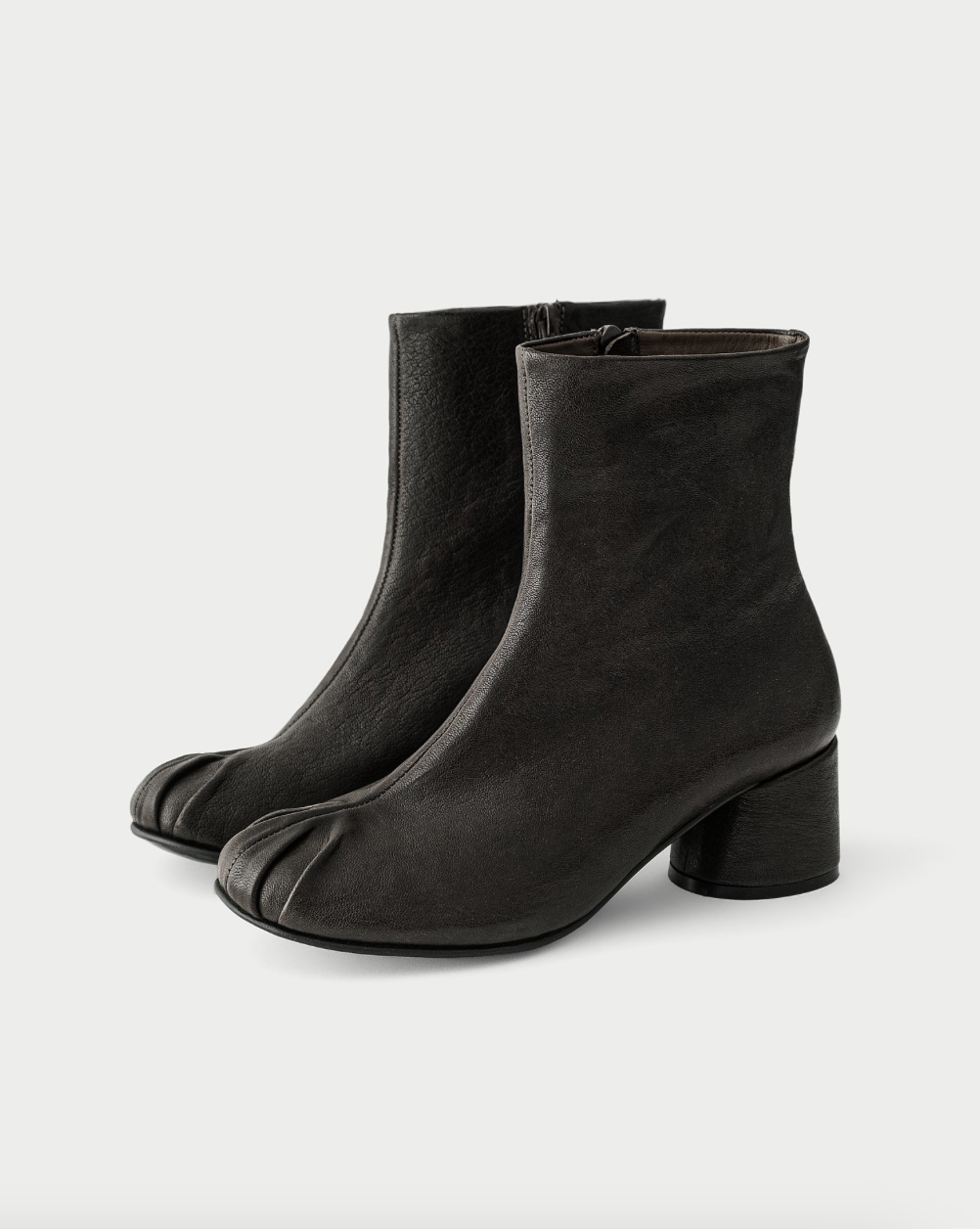 Pillow Boots Black HVOYA