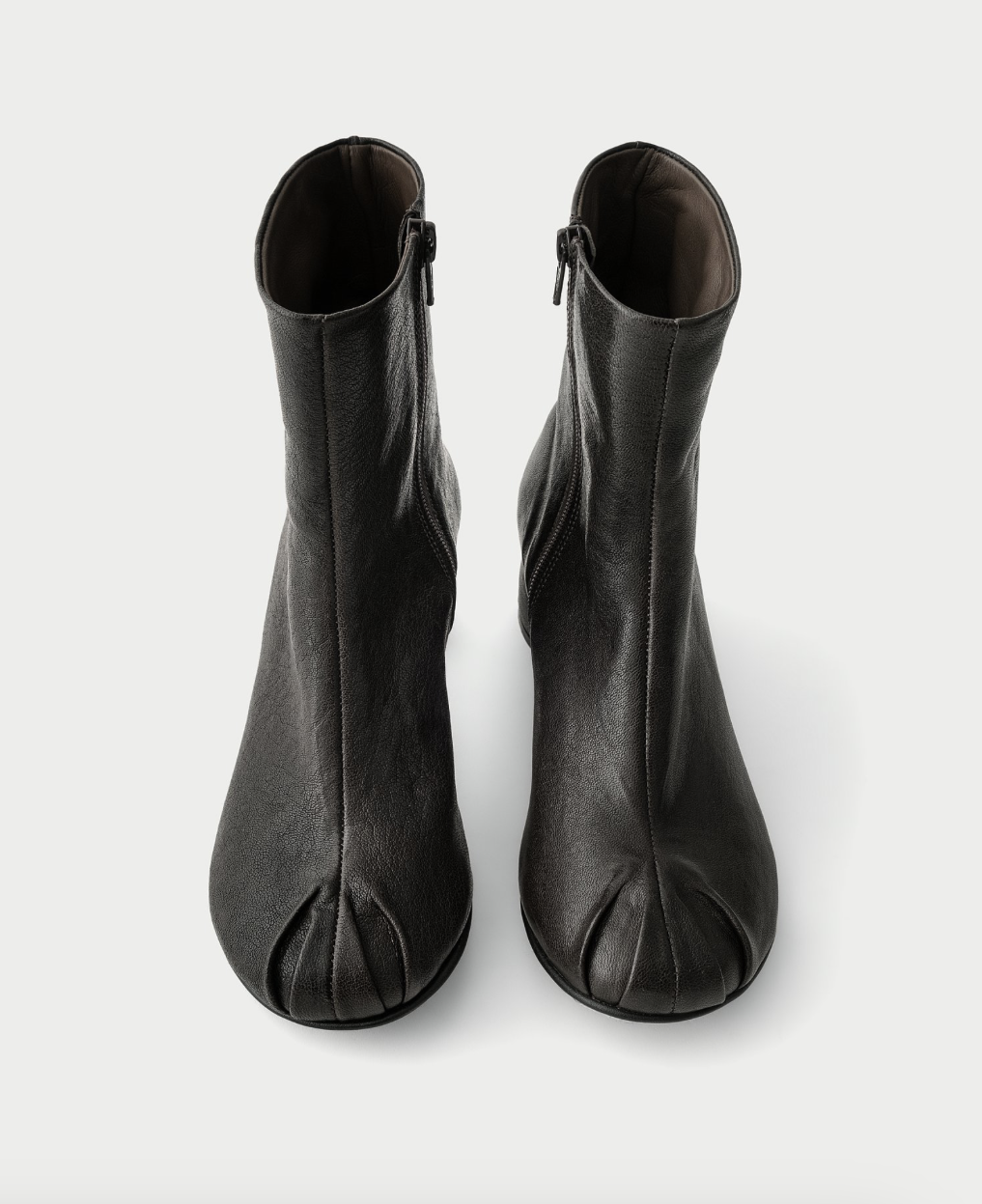 Pillow Boots Black HVOYA