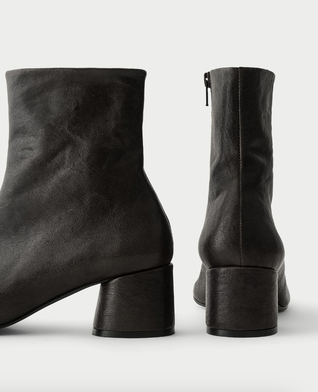 Pillow Boots Black HVOYA