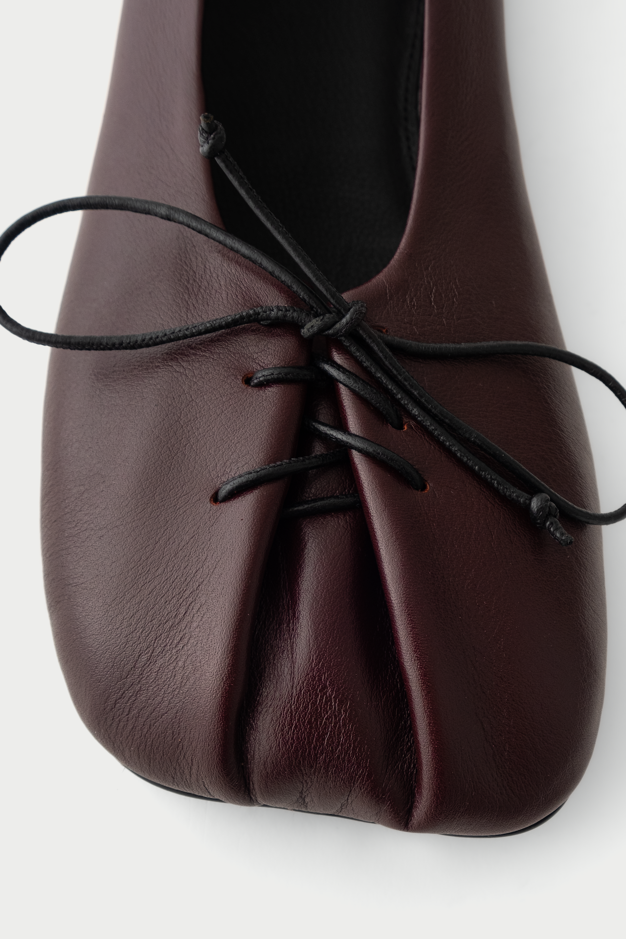 Origami Ballerinas Burgundy HVOYA