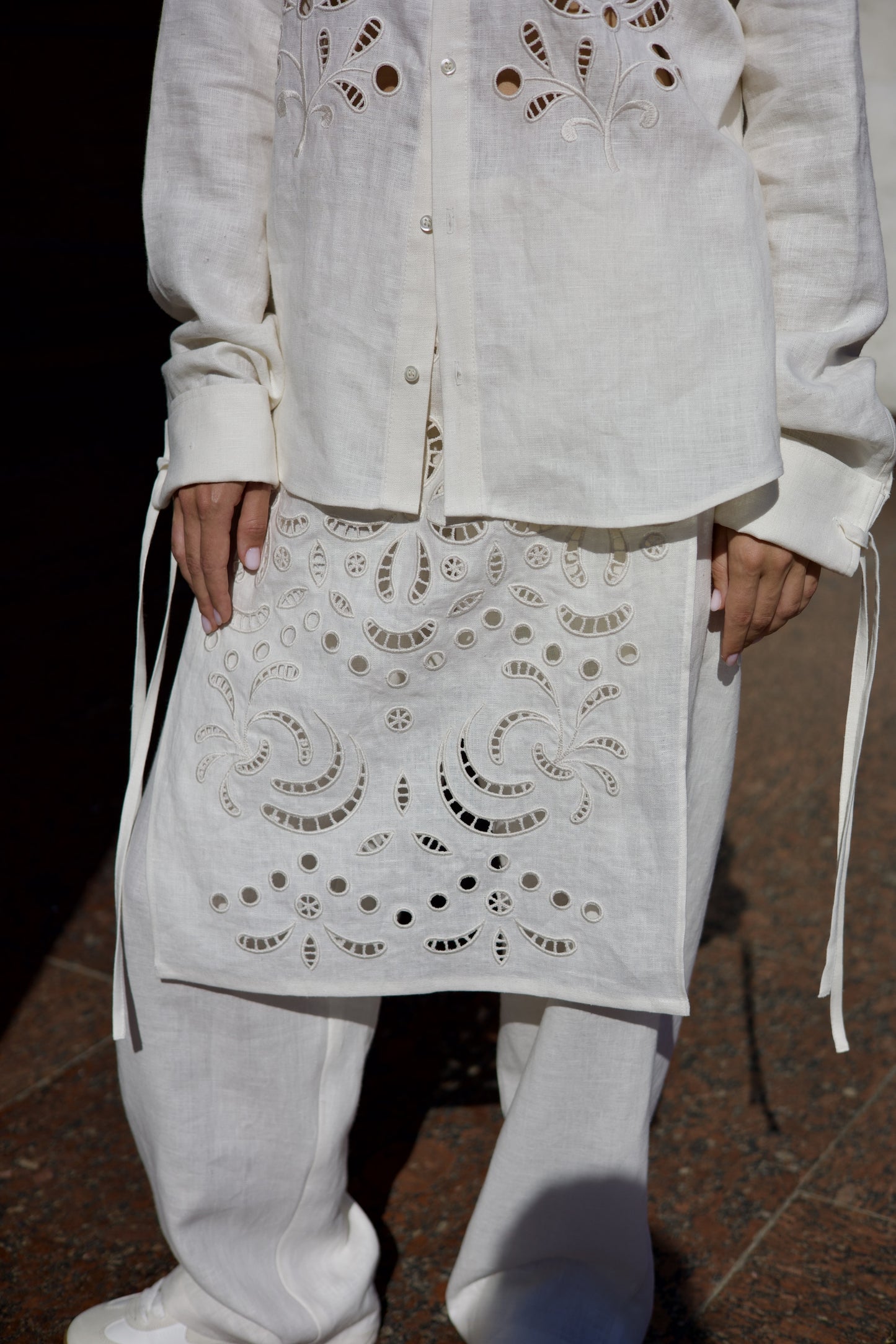 FROST FLOWERS TROUSERS 03 OMELIA