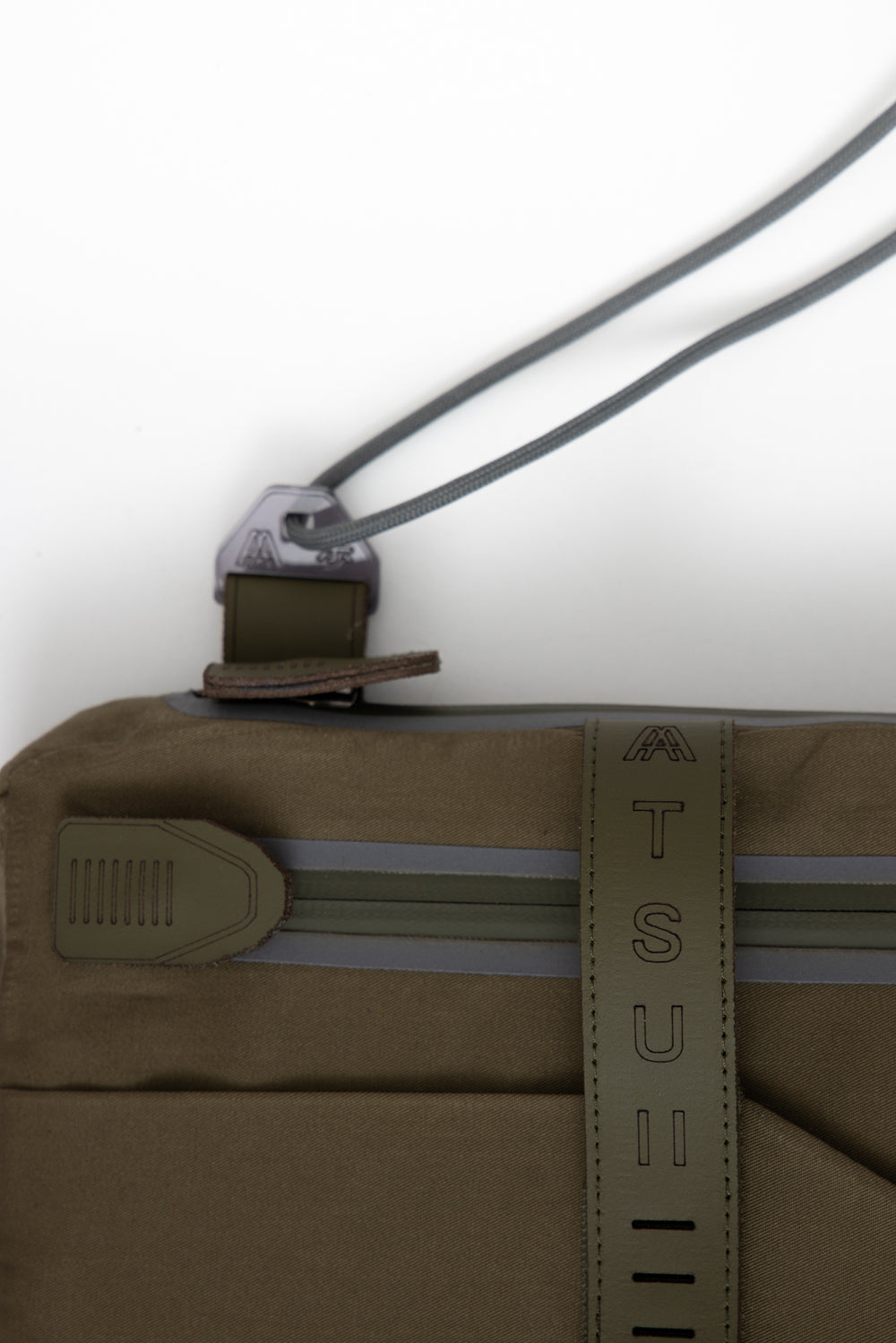 SCOUT CARRIER AATSU
