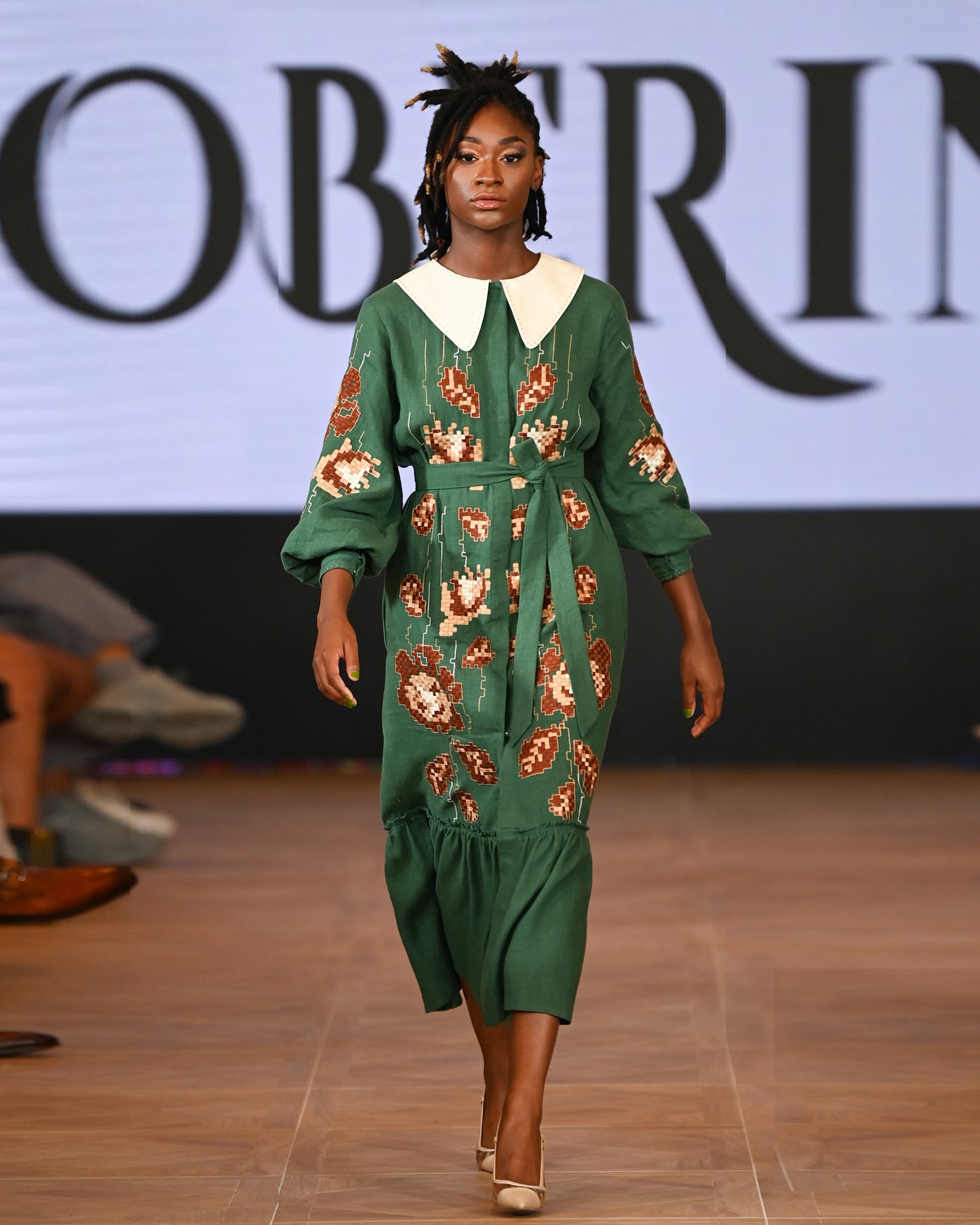 Adele Green Dress with a collar FOBERINI