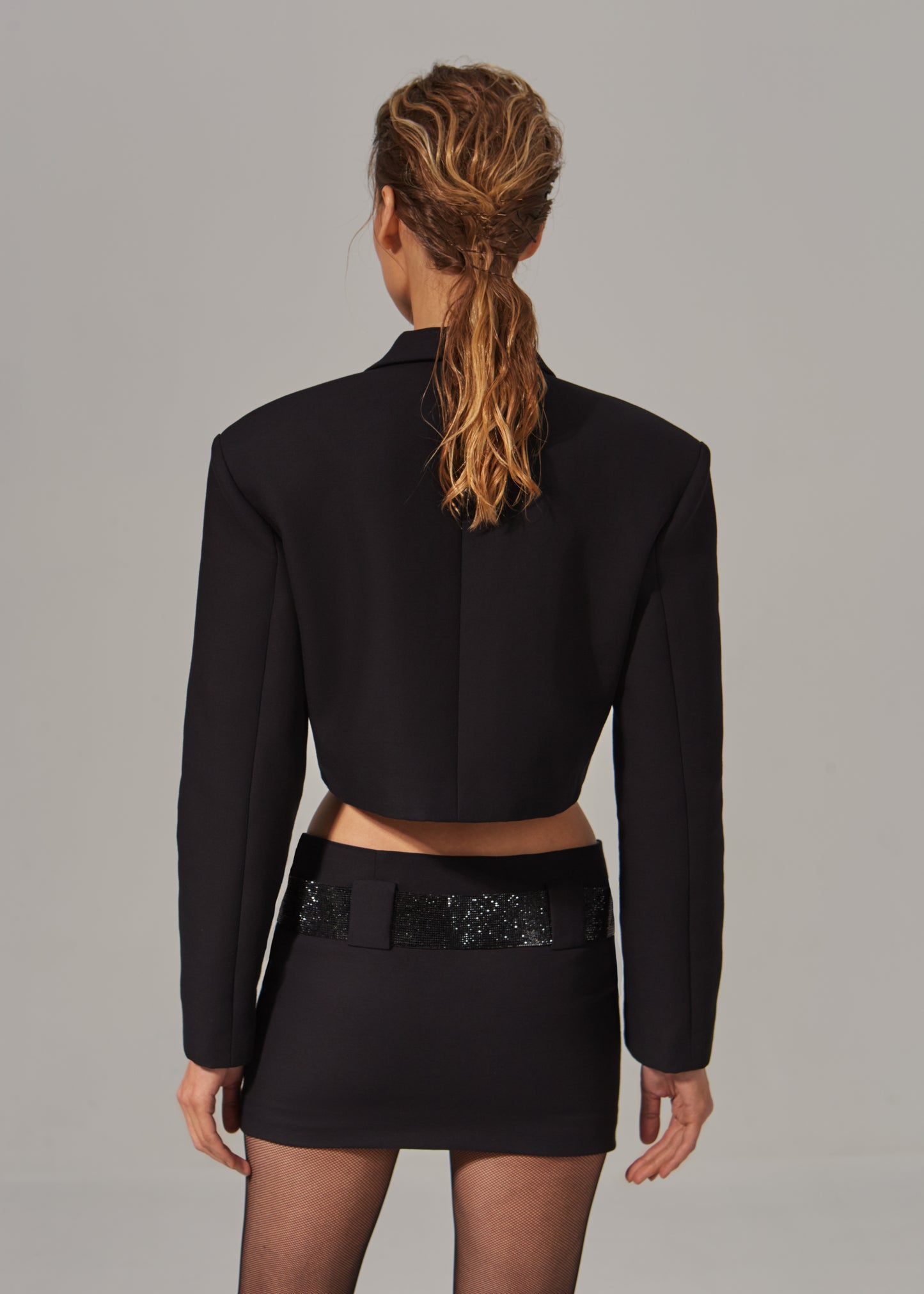 CROPPED OVERSIZED SPIRAL BLAZER Black/Combo NUÉ