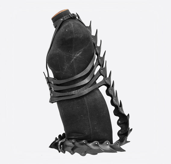 Black Dragon Spine Belt with Tail Bob Basset