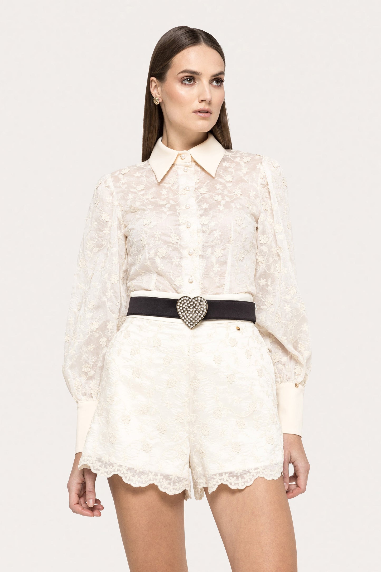 Embroidered lyocell shorts NISSA