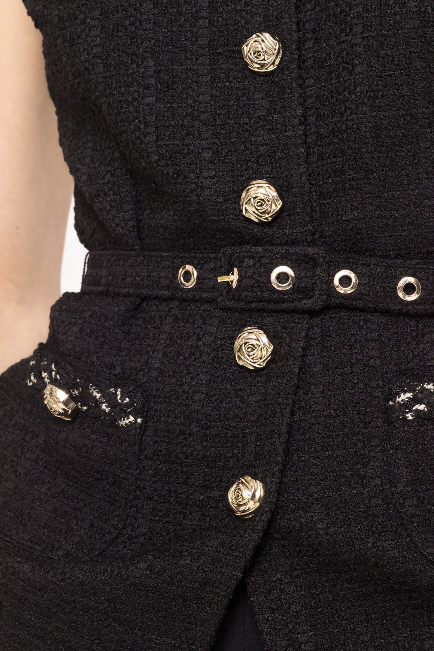 Belted boucle vest - J15745 black NISSA