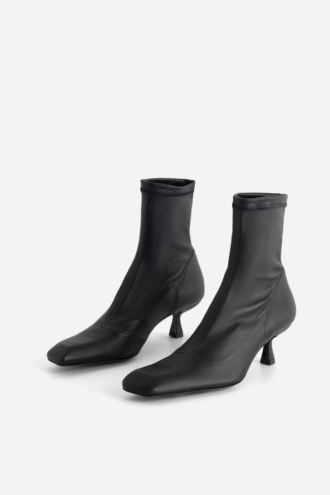 GEE Black Ankle Boots /5 cm/ KACHOROVSKA