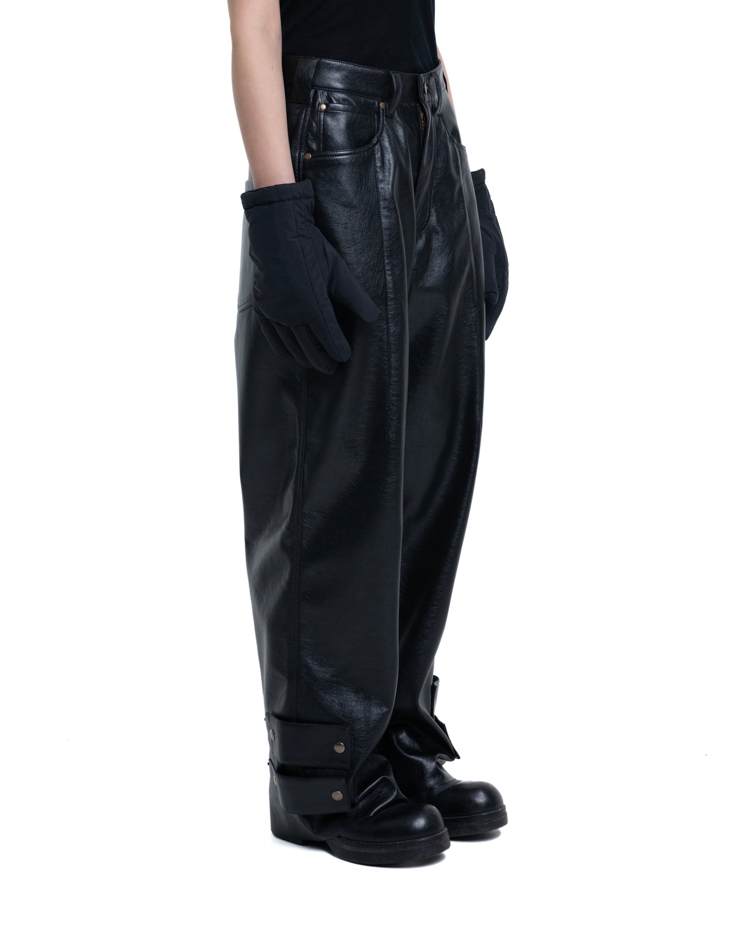 ECO-LEATHER LOOSE PANTS THEO