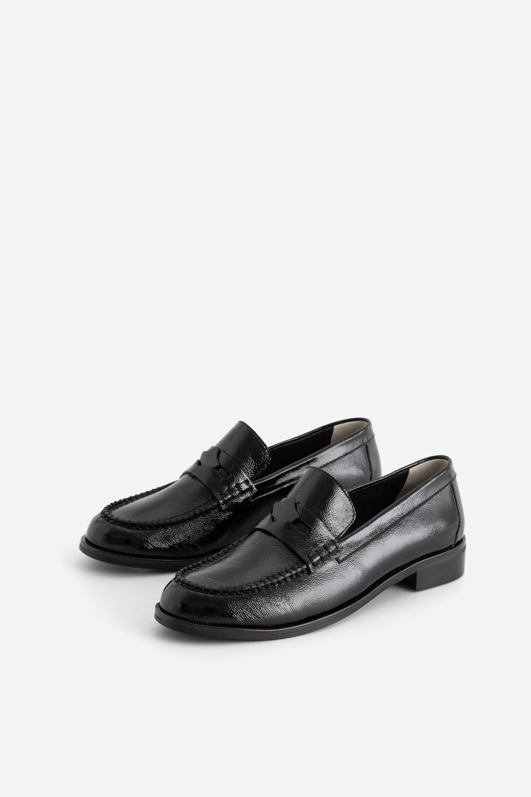 DUCKY BLACK GLOSSY LOAFERS KACHOROVSKA