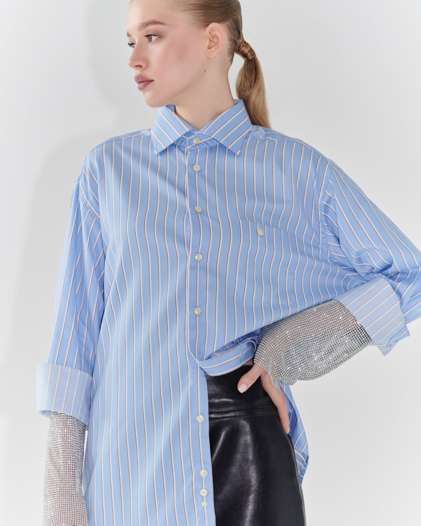 REDESIGNED SHIRT 22 OMELIA