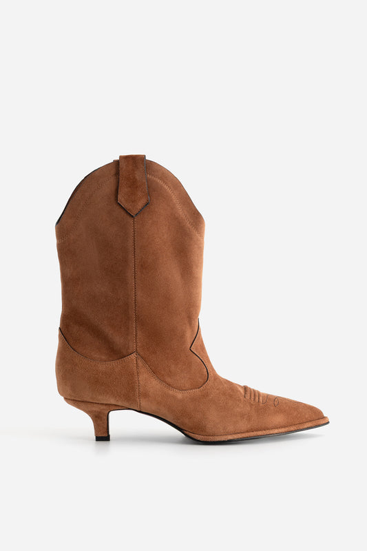 GWEN BROWN SUEDE COWBOY BOOTS KACHOROVSKA