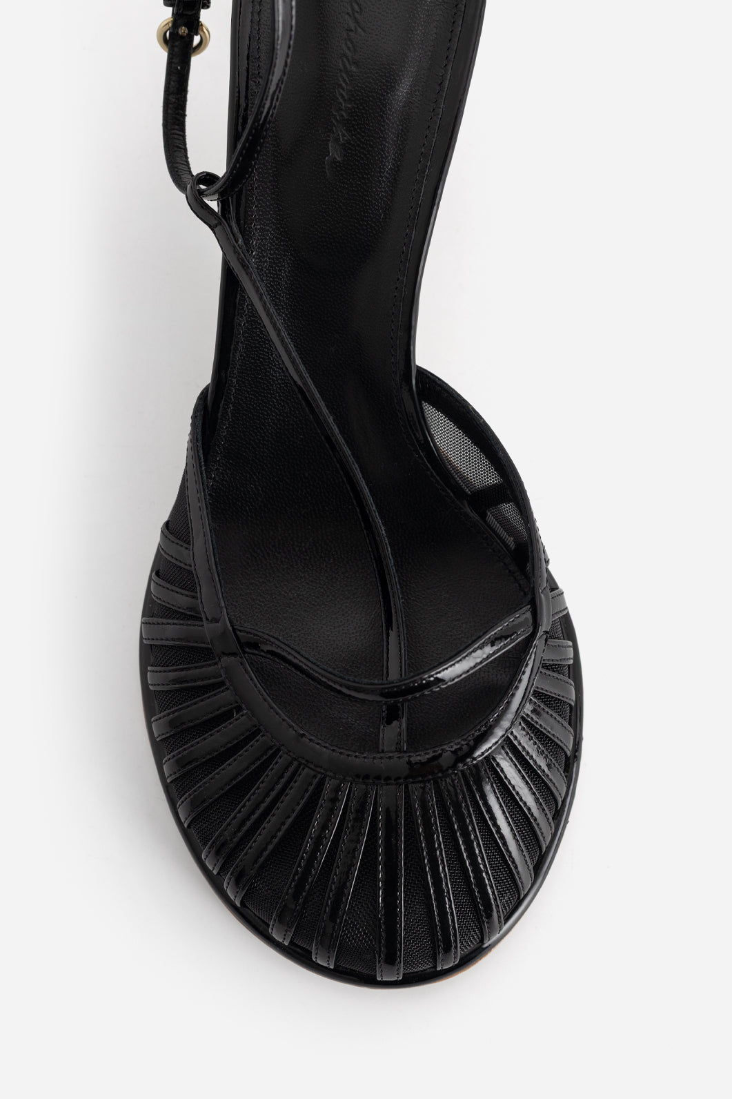 GOLDIE BLACK PATENT LEATHER SANDALS /5 CM/ KACHOROVSKA