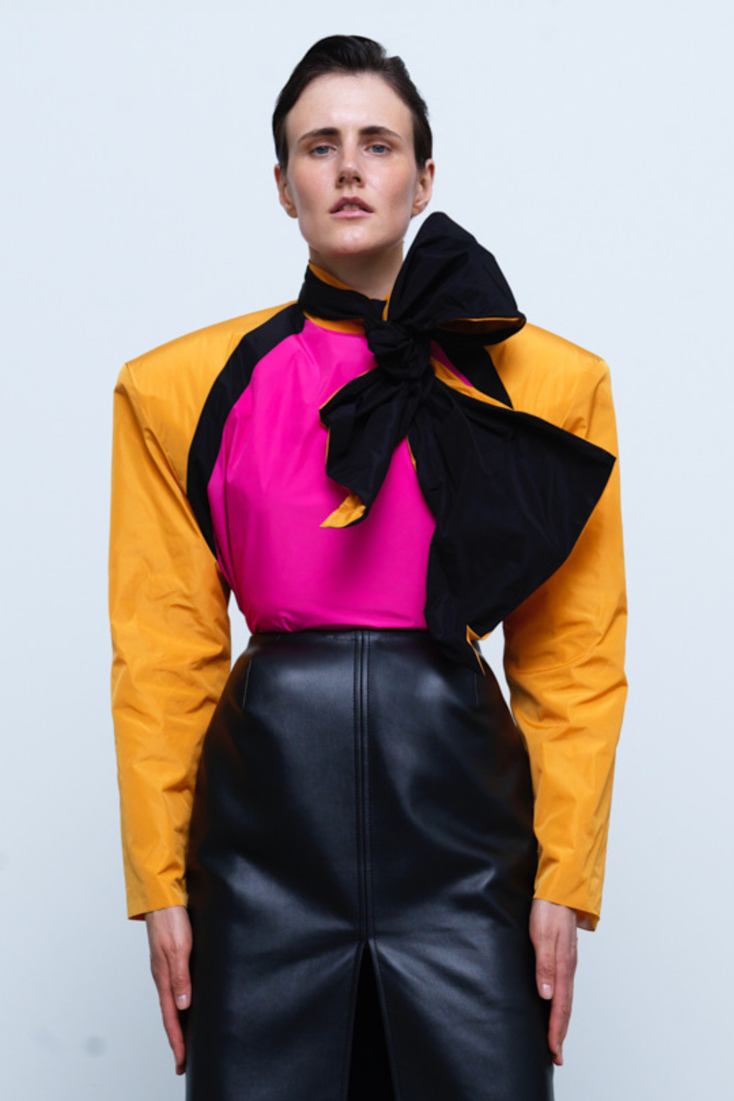 TOP #04 — Blouse with Voluminous Shoulders GUDU