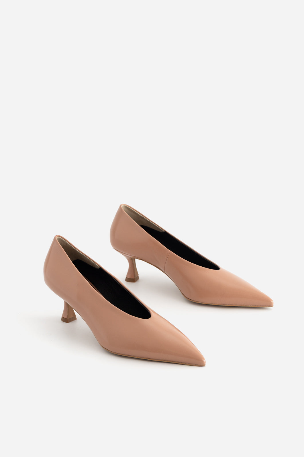 NELLIE BEIGE LEATHER PUMPS KACHOROVSKA