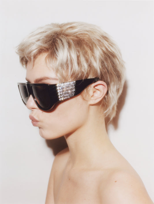 It Girl Sunglasses In Black With Crystals NUÉ