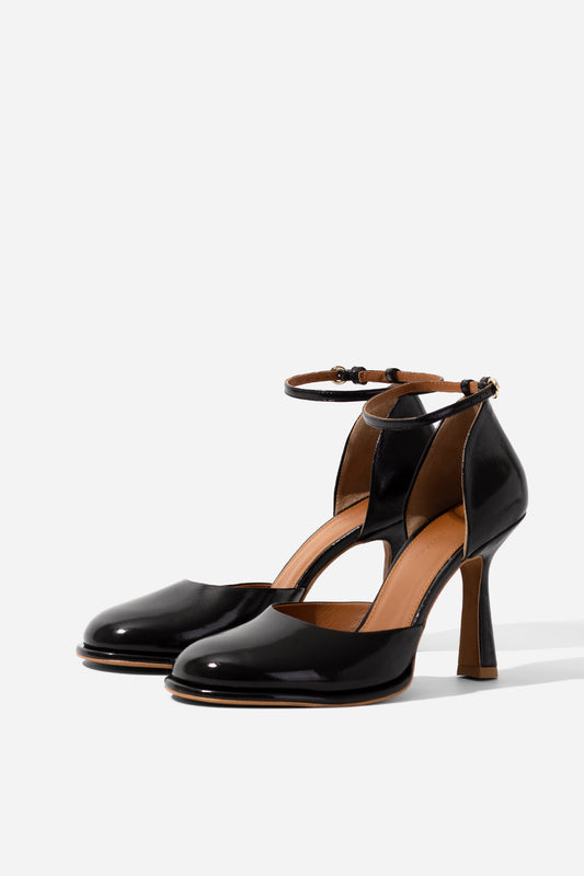 AMANDA BLACK PUMPS KACHOROVSKA