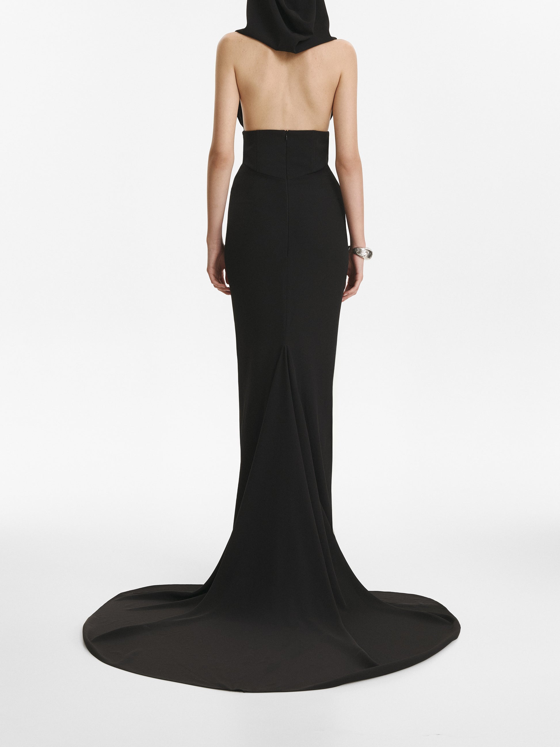 Hooded gown VESTIAIRE D'UN OISEAU LIBRE Angel for Fashion Hooded gown VESTIAIRE D'UN OISEAU LIBRE Angel for Fashion