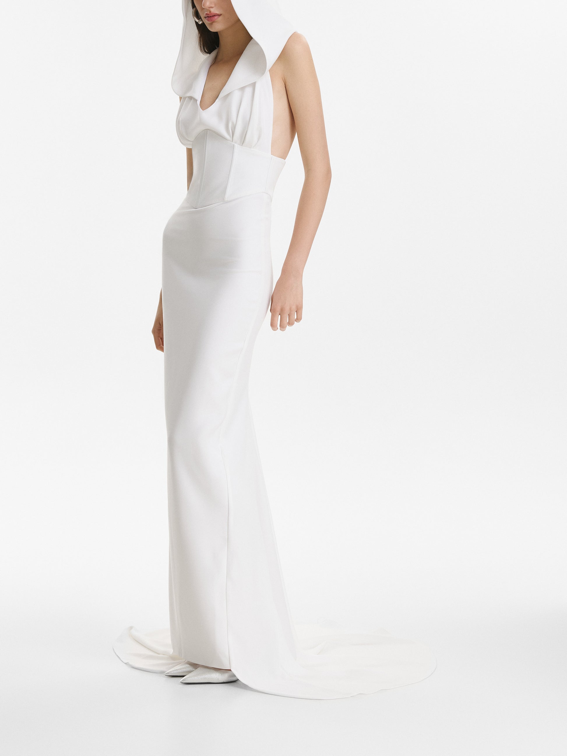 Hooded gown VESTIAIRE D'UN OISEAU LIBRE Angel for Fashion Hooded gown VESTIAIRE D'UN OISEAU LIBRE Angel for Fashion