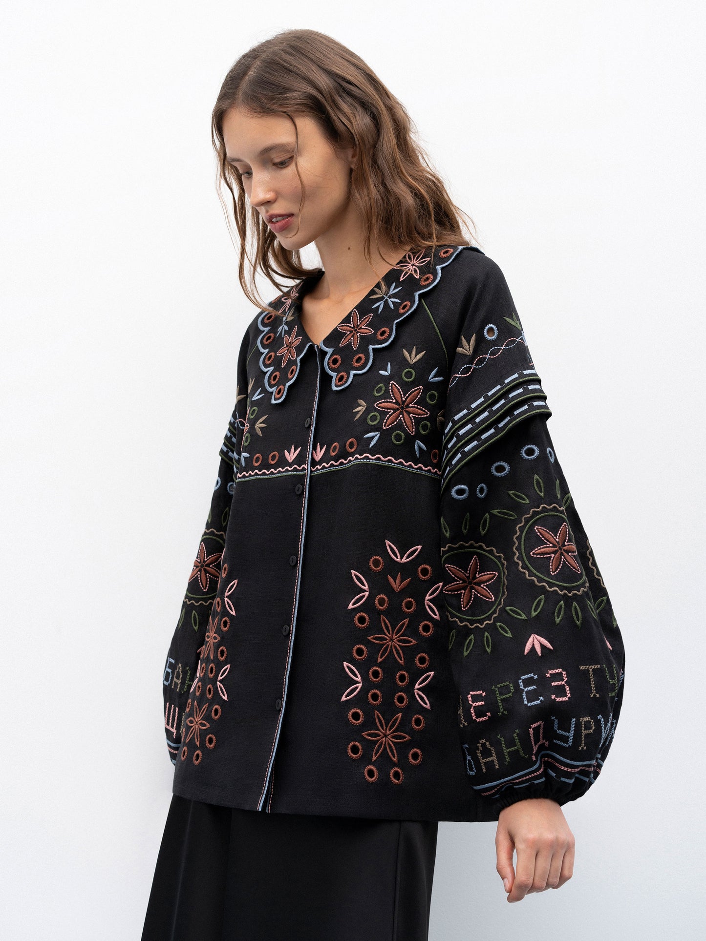 Embroidered jacket made of black linen with a collar Bandura Temna ETNODIM