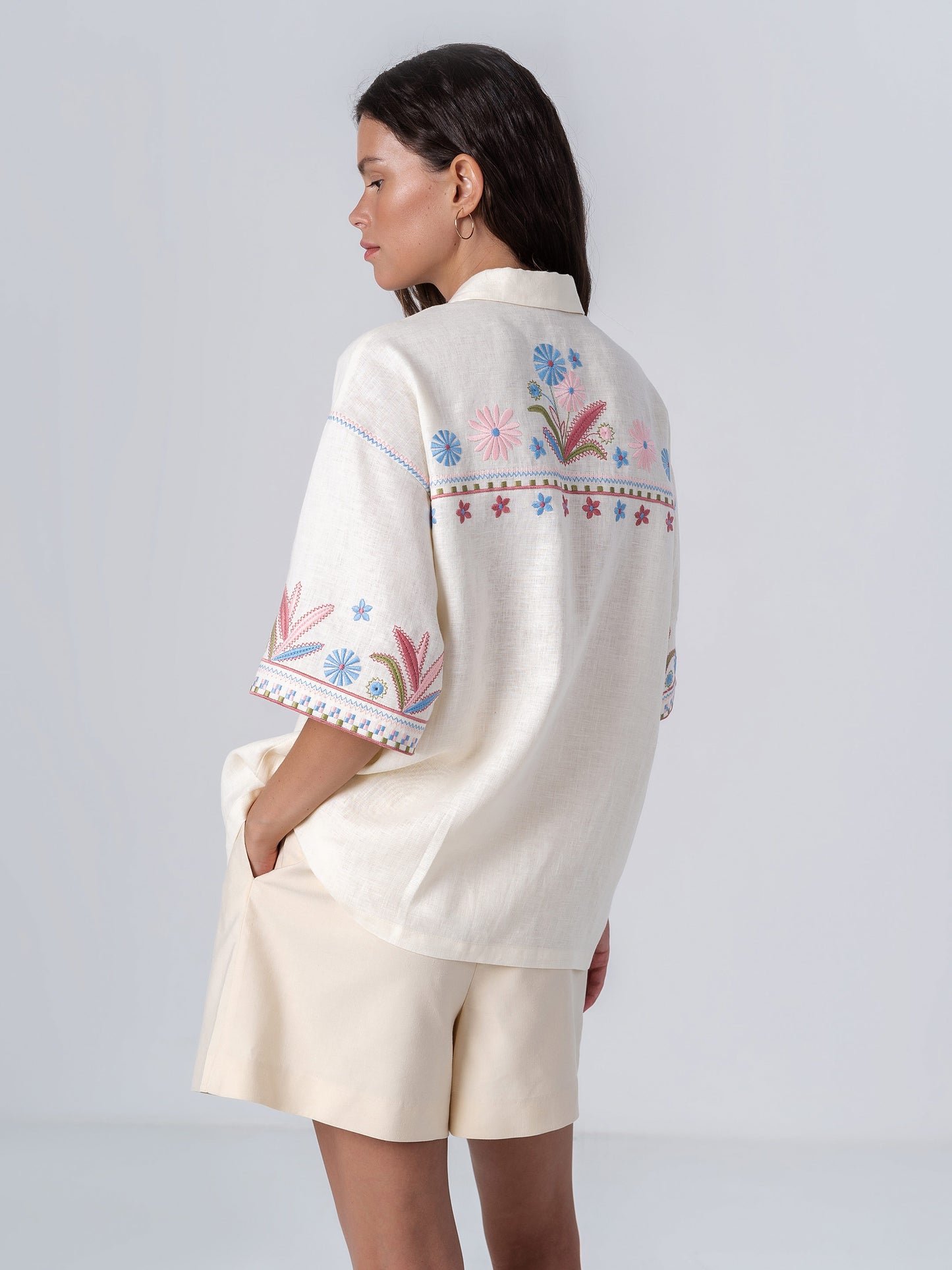 Linen shirt with floral embroidery Veselka ETNODIM