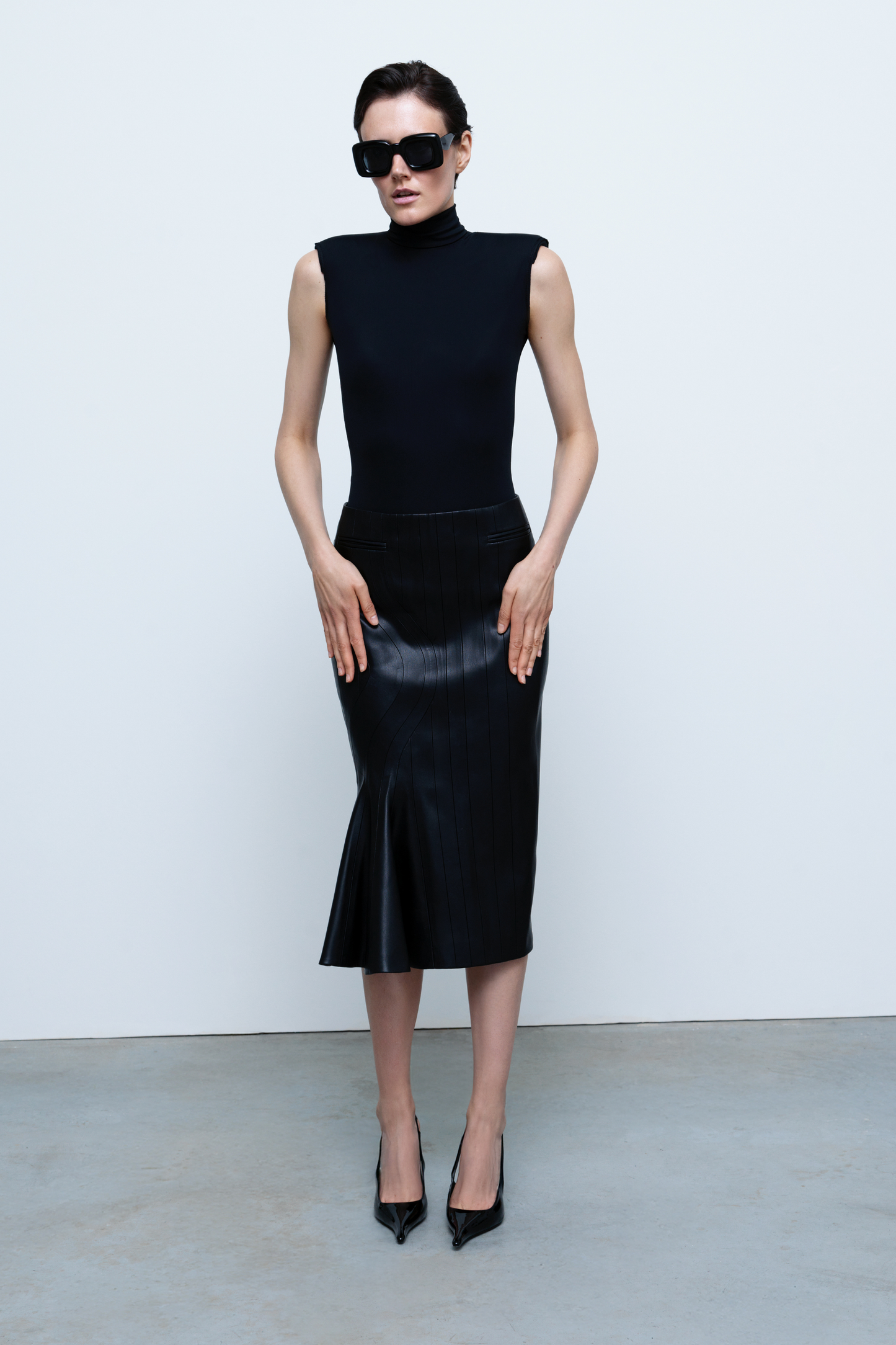 TOP #10 — Padded Shoulders Bodysuit GUDU