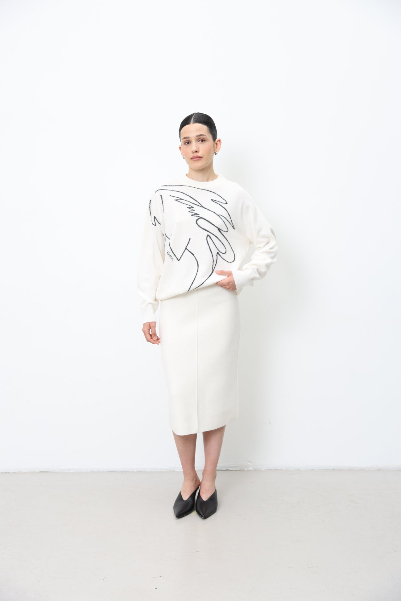 Jumper With Accent Graphic Motif 91LAB