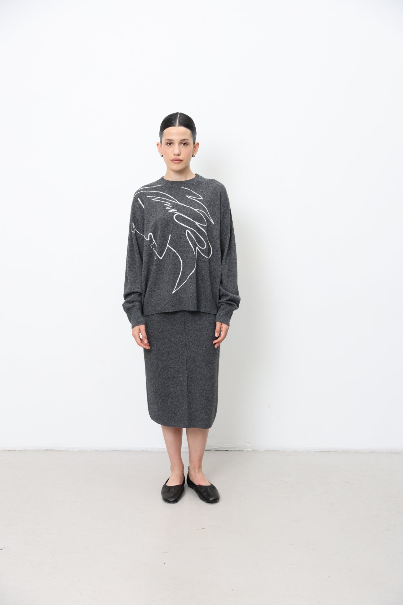 Jumper With Accent Graphic Motif 91LAB