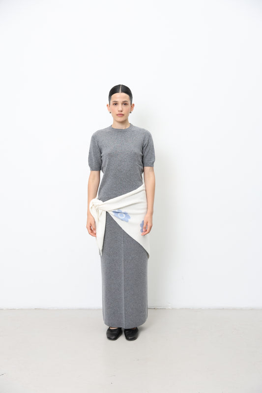 Triangular Knitted Scarf With Flowers 91LAB